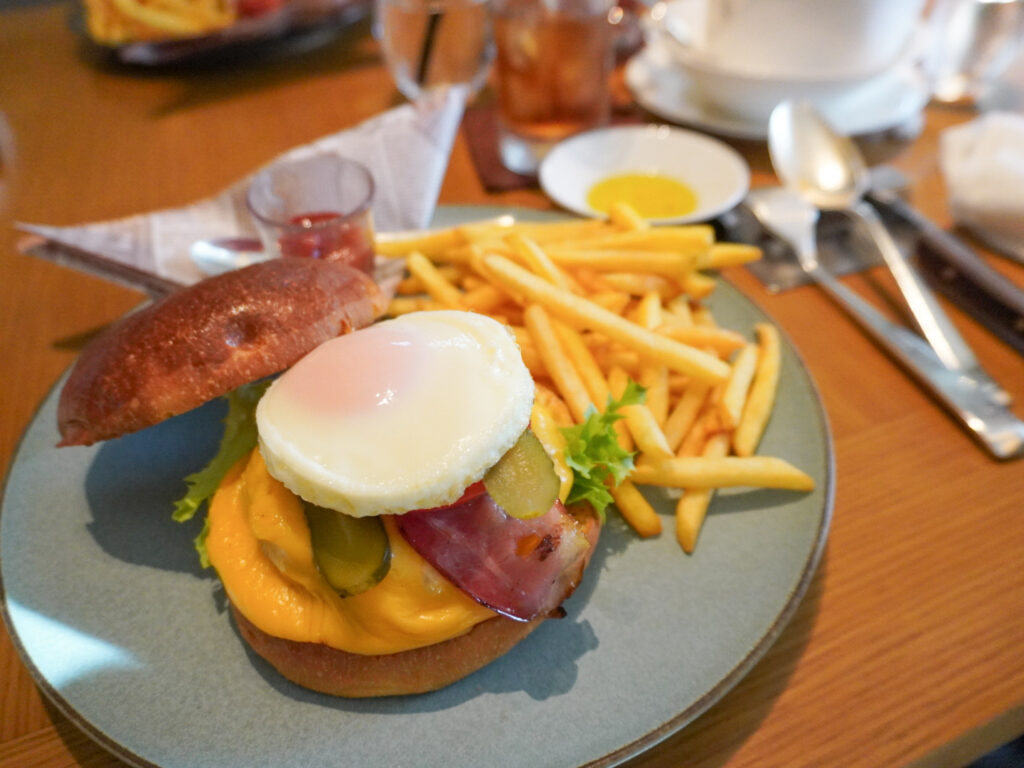 子連れOK！パレスホテル東京「グランドキッチン」でランチ 